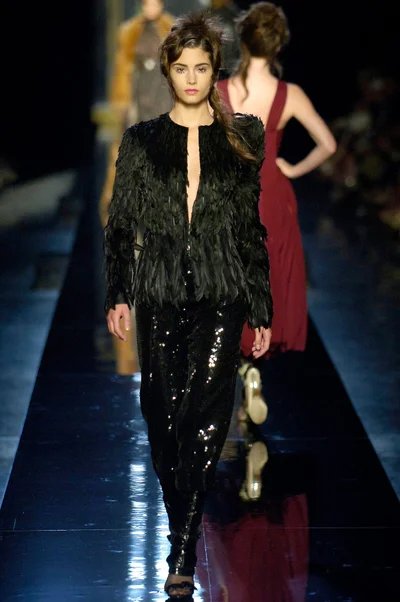Look 18